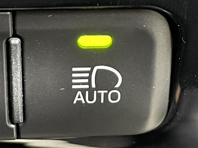 Toyota PRIUS 2019 8272331-22