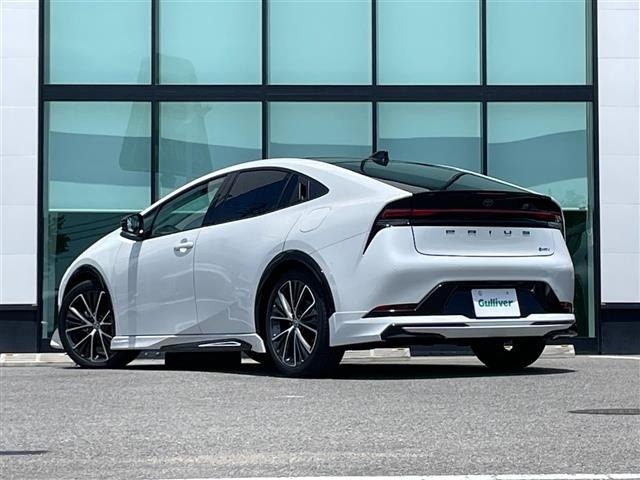 Toyota PRIUS 2025 8272332-14