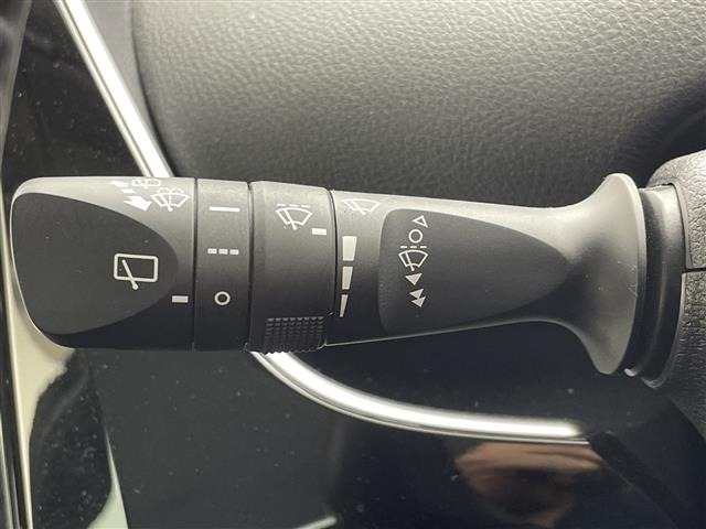 Toyota PRIUS 2019 8272333-10