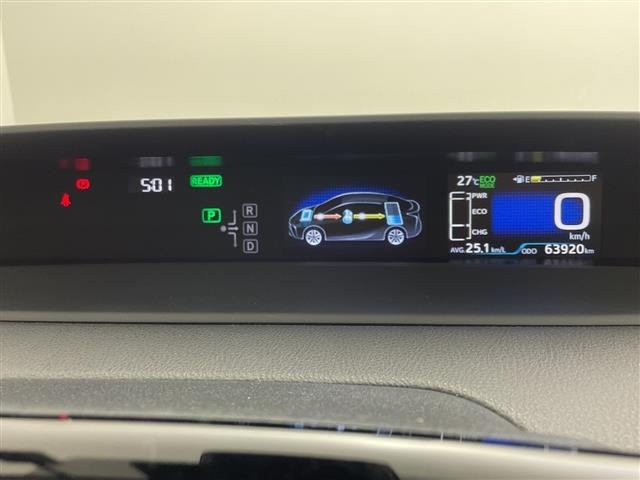 Toyota PRIUS 2019 8272333-7