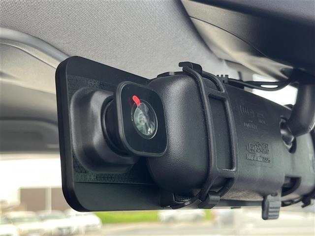 Toyota PRIUS 2020 8272334-21