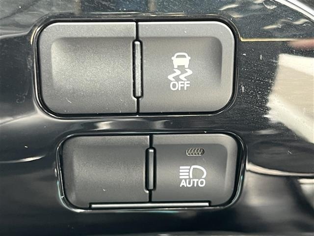 Toyota PRIUS 2020 8272334-3