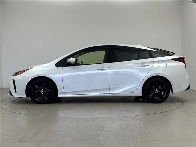 Toyota PRIUS 2021 8272336-2