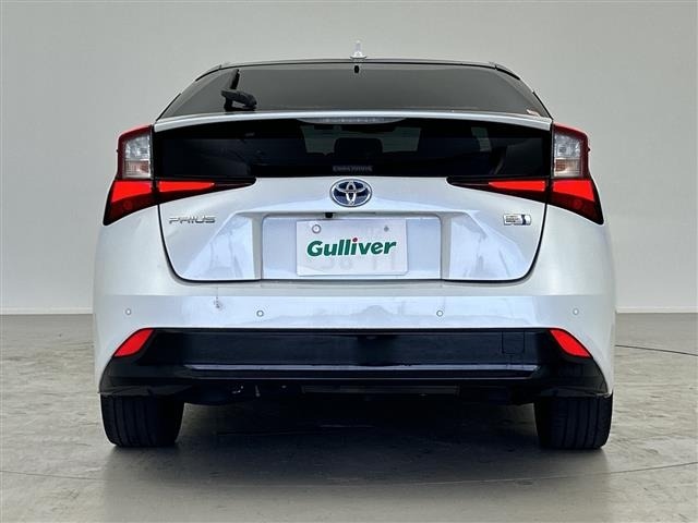 Toyota PRIUS 2021 8272336-4