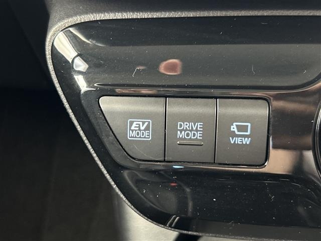 Toyota PRIUS 2021 8272336-7