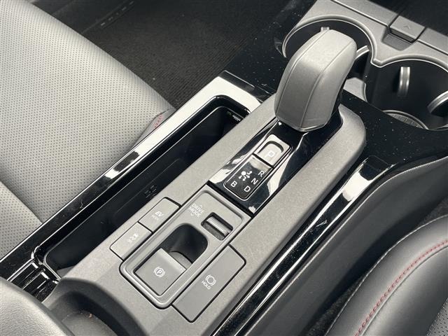 Toyota PRIUS 2023 8272338-12