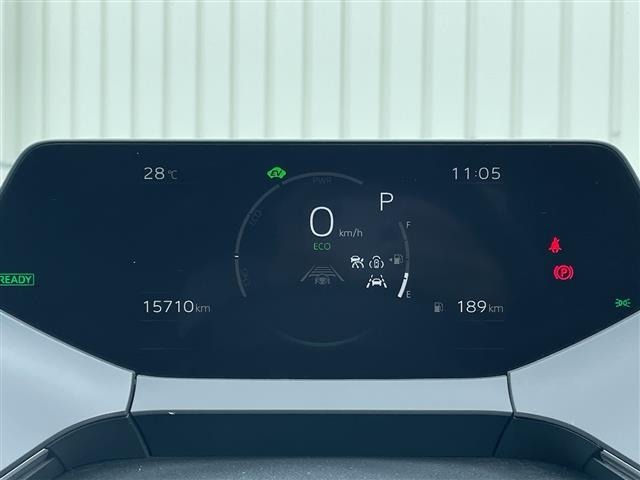 Toyota PRIUS 2023 8272338-19