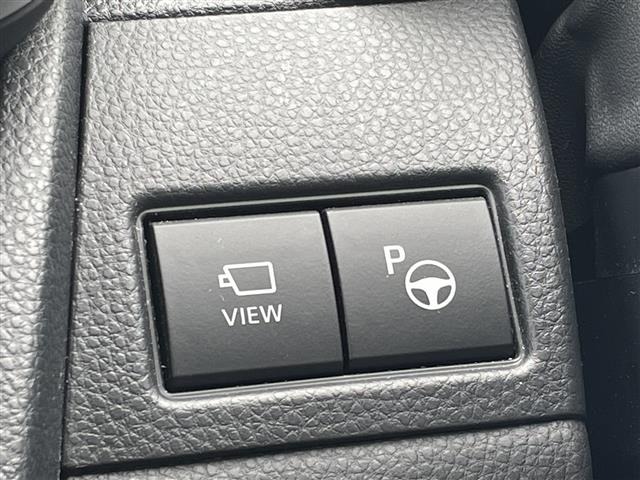 Toyota PRIUS 2023 8272338-20