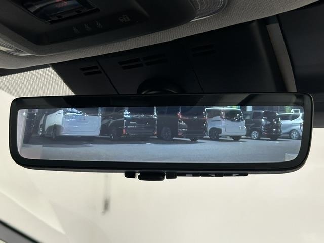 Toyota PRIUS 2023 8272339-19