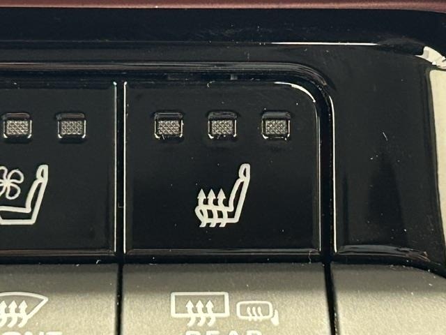 Toyota PRIUS 2023 8272339-22