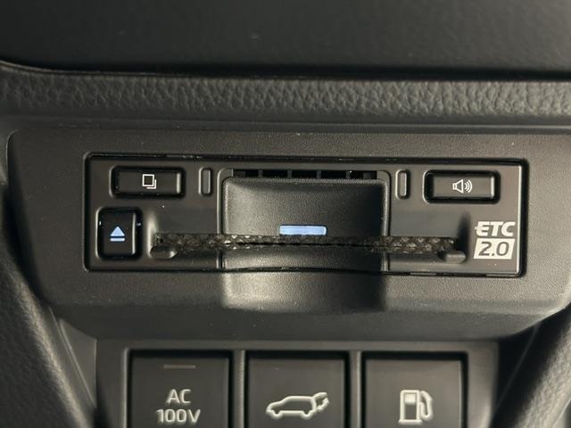 Toyota PRIUS 2023 8272339-3