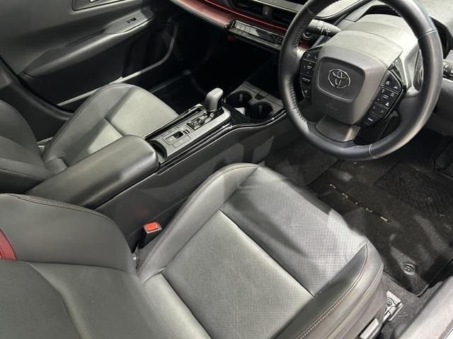 Toyota PRIUS 2023 8272339-7