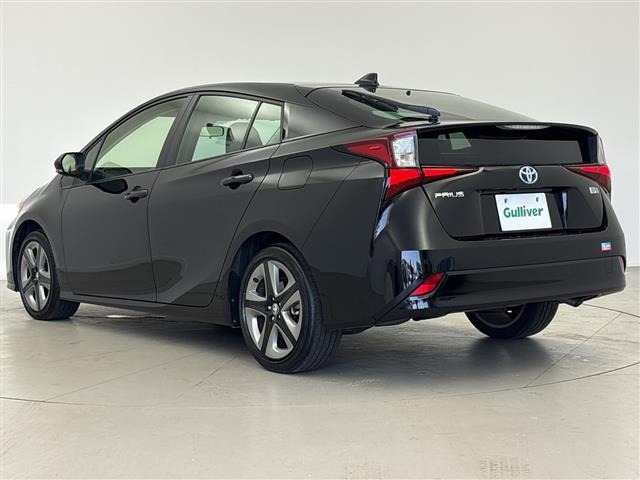 Toyota PRIUS 2021 8272340-14