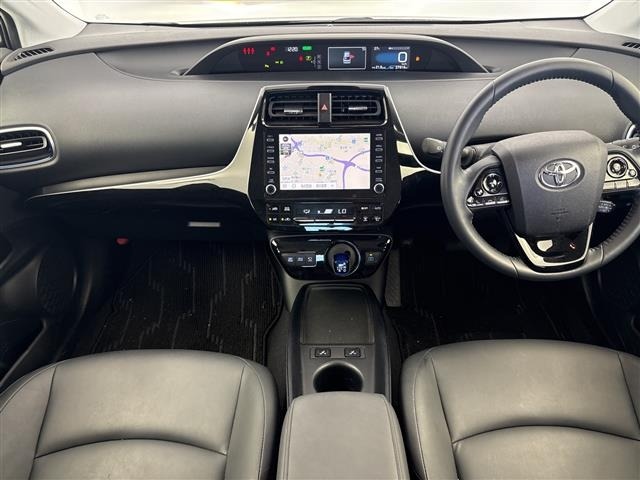Toyota PRIUS 2021 8272340-15