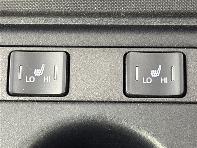 Toyota PRIUS 2021 8272340-3