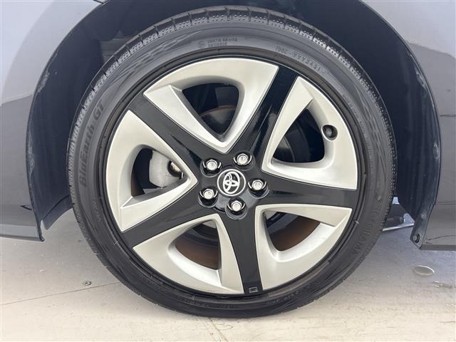 Toyota PRIUS 2021 8272340-6
