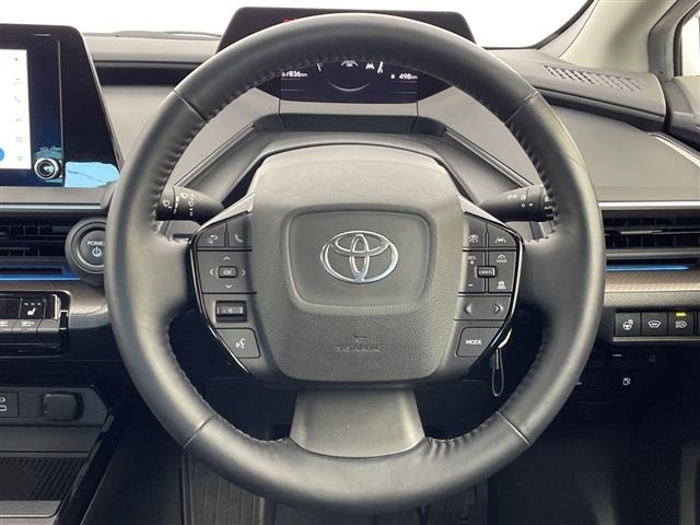 Toyota PRIUS 2023 8272342-15