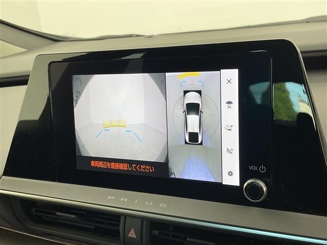 Toyota PRIUS 2023 8272342-22