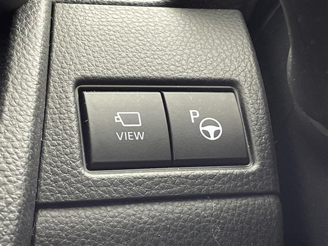 Toyota PRIUS 2023 8272343-12