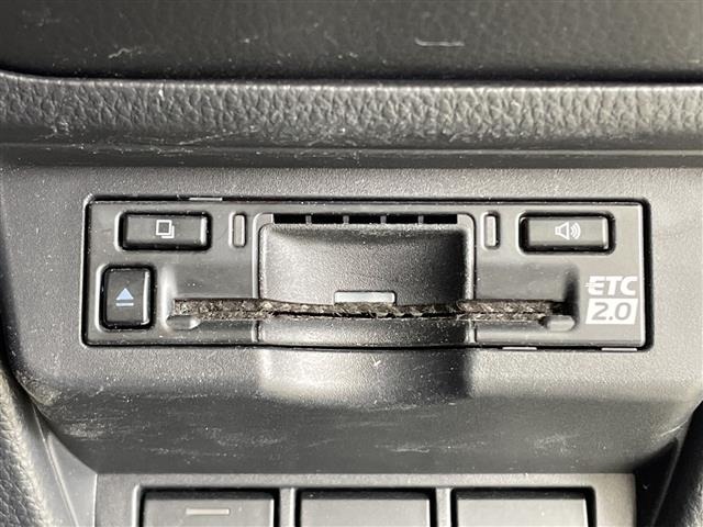 Toyota PRIUS 2023 8272343-2