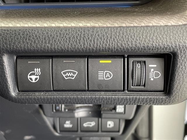 Toyota PRIUS 2023 8272343-20