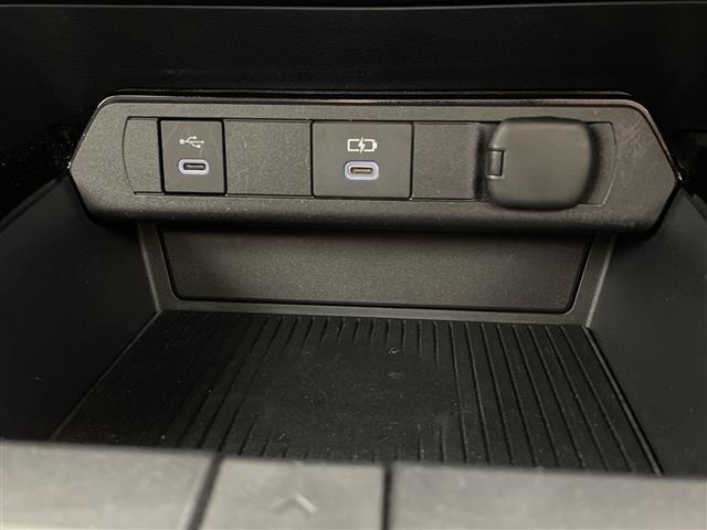 Toyota PRIUS 2023 8272343-22