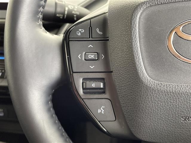 Toyota PRIUS 2023 8272343-7