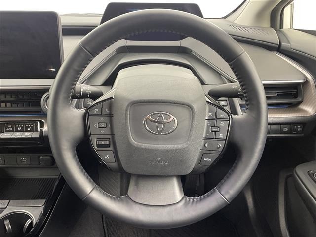 Toyota PRIUS 2023 8272345-1