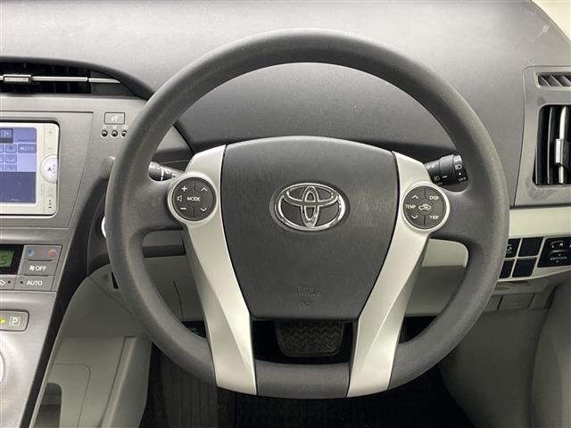 Toyota PRIUS 2013 8272347-16