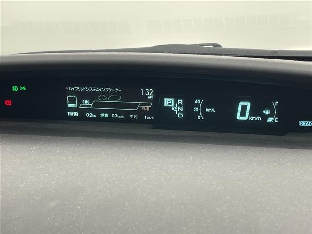 Toyota PRIUS 2013 8272347-17