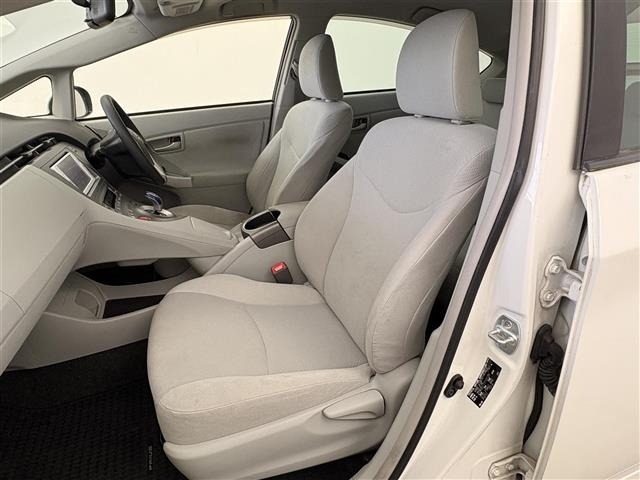 Toyota PRIUS 2013 8272347-21