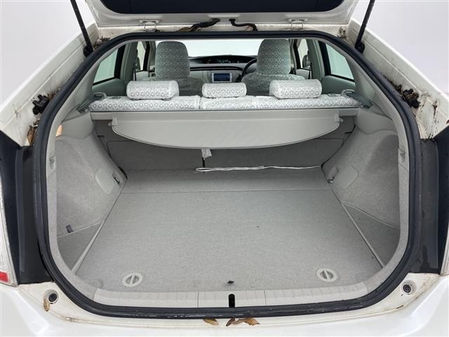 Toyota PRIUS 2013 8272347-7