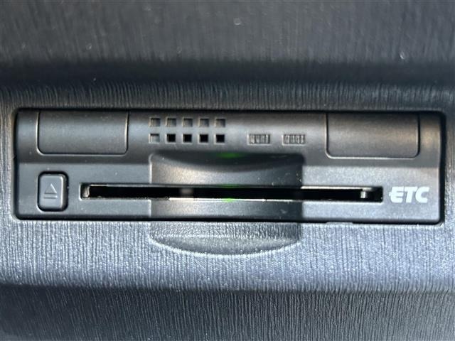 Toyota PRIUS 2015 8272348-12
