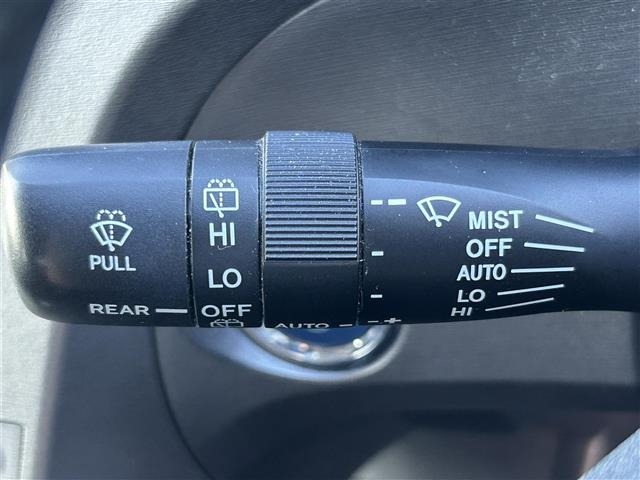 Toyota PRIUS 2015 8272348-3