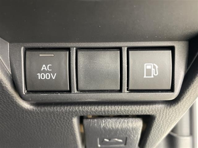 Toyota PRIUS 2023 8272349-12