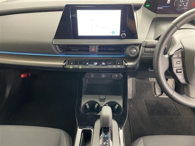 Toyota PRIUS 2023 8272349-9