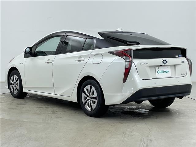 Toyota PRIUS 2016 8272350-13