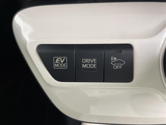 Toyota PRIUS 2016 8272350-4