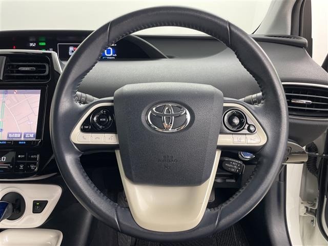 Toyota PRIUS 2016 8272350-5