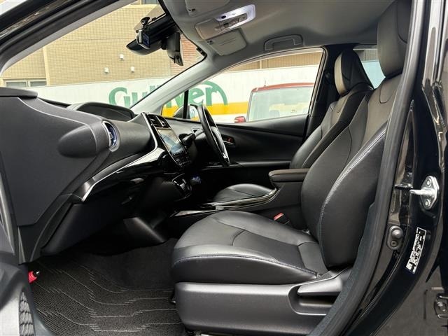 Toyota PRIUS 2019 8272353-13