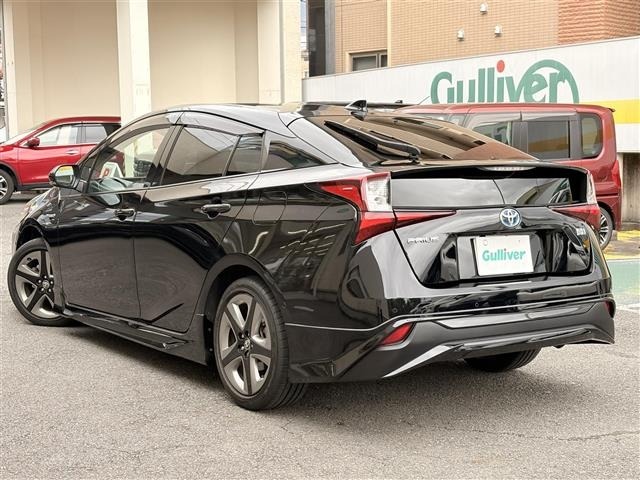 Toyota PRIUS 2019 8272353-15