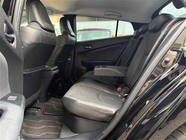 Toyota PRIUS 2019 8272353-2