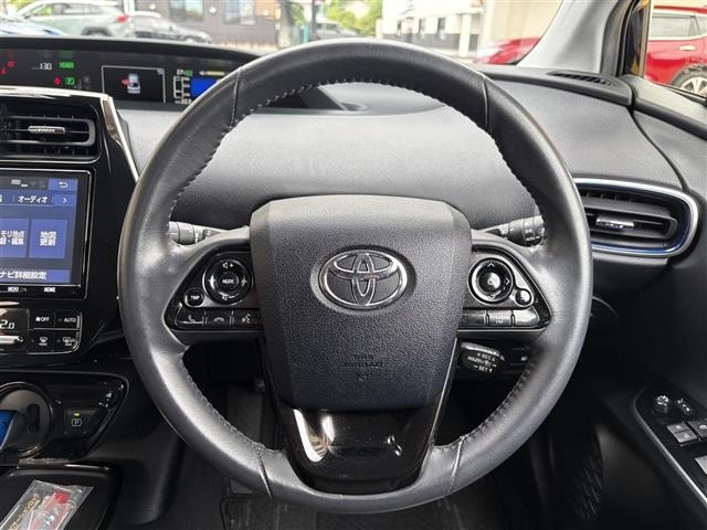 Toyota PRIUS 2019 8272353-9