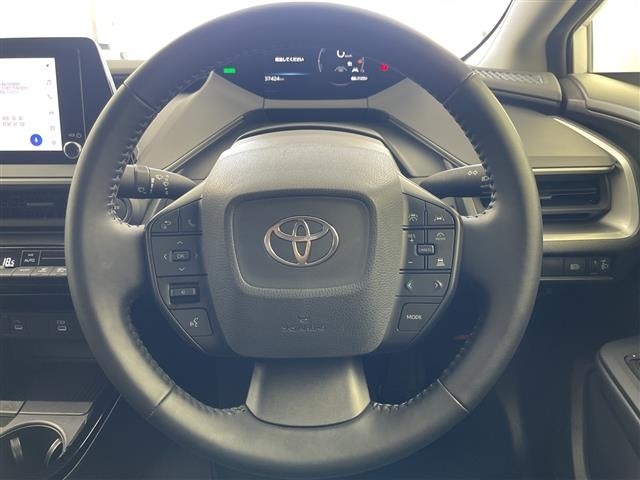 Toyota PRIUS 2025 8272357-11