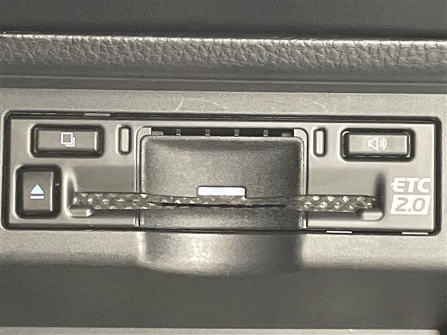 Toyota PRIUS 2025 8272357-18