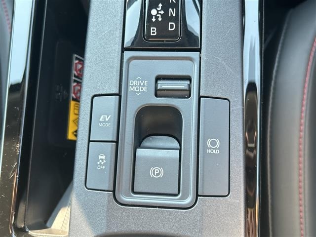 Toyota PRIUS 2023 8272360-11