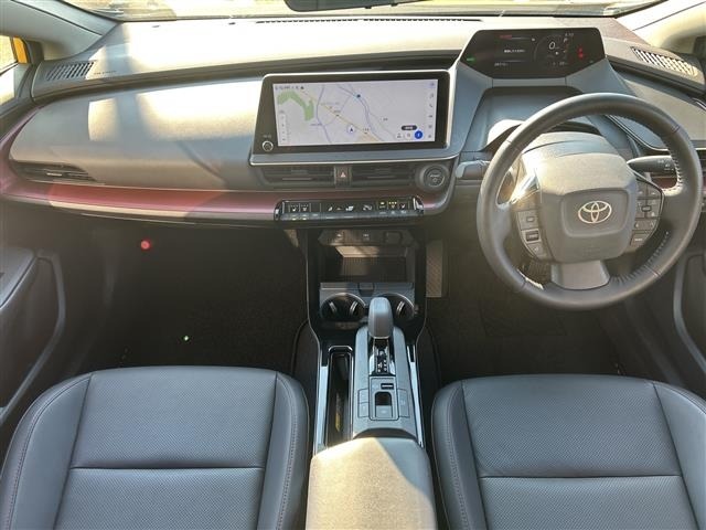 Toyota PRIUS 2023 8272360-15