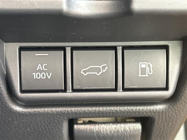 Toyota PRIUS 2023 8272360-7