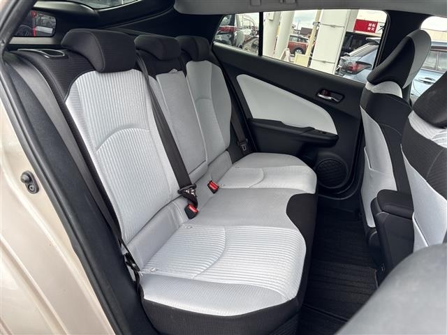 Toyota PRIUS 2016 8272365-2