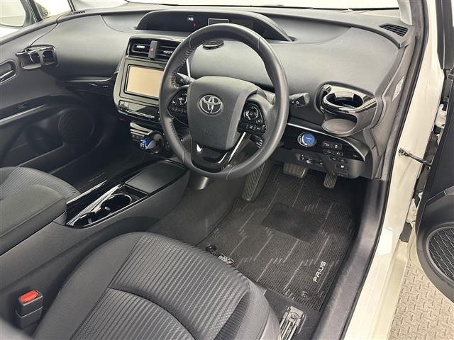 Toyota PRIUS 2019 8272368-2